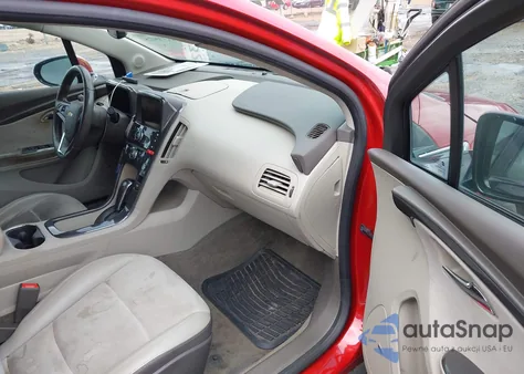 2013 Chevrolet Volt z USA, uszkodzony, nr VIN 1G1RD6E49DU148813